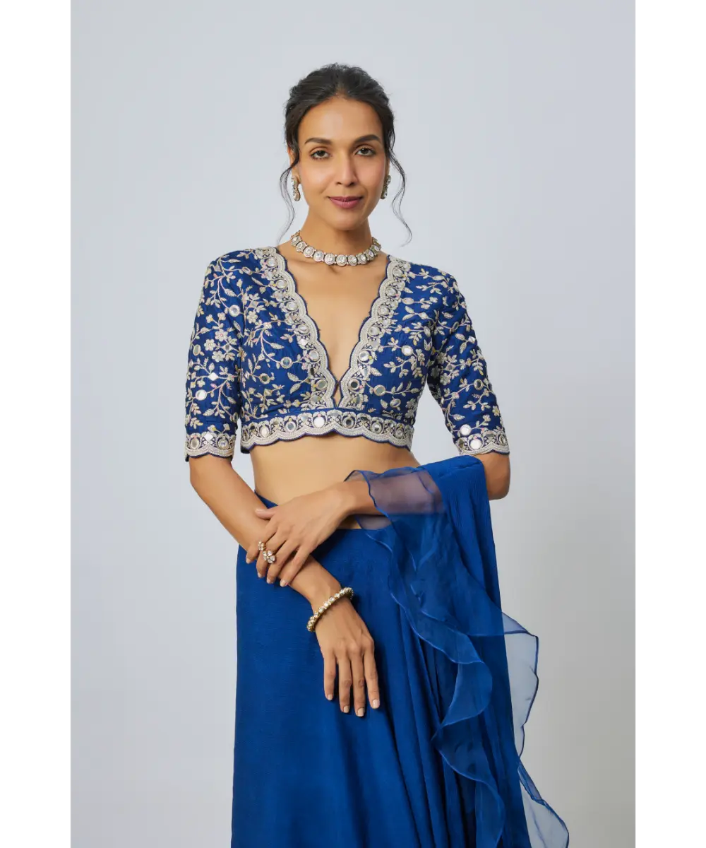 GOPI VAID- Ganika Saree Set